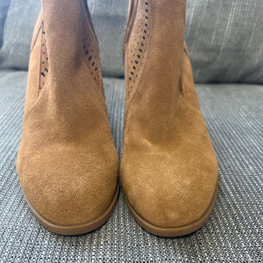 Crown Vintage | Tan Brown Suede Taudia Bootie, Ankle Boots - Picture 5 of 10